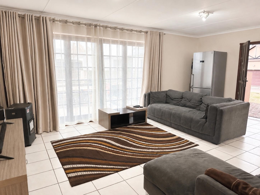 3 Bedroom Property for Sale in Waterval East North West